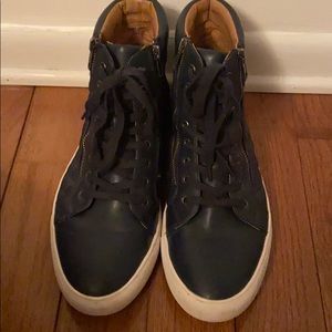 Men’s sneaker boot